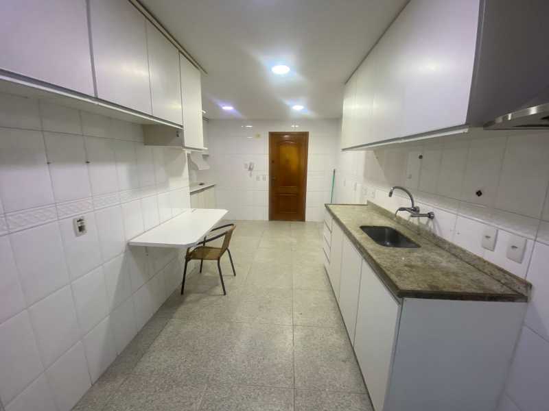 Conheça Cozinha. do imóvel - Apartamento à venda Avenida Glaucio Gil, Recreio dos Bandeirantes, Rio de Janeiro - R$ 820.000 - MCAP30008 - 4 Cozinha. - 4