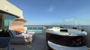 Condomínio Sunset Drive - Ótima localização - Cobertura Frontal Mar na praia da Barra da Tijuca - 882CO