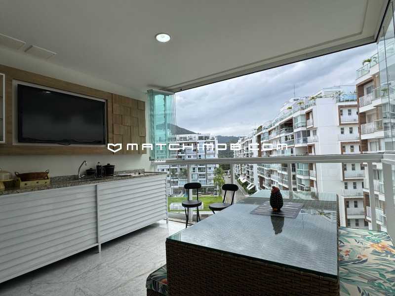 Frames Residence - 16
