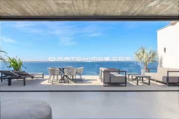 Ótima localização - Super Luxo na Praia de Copacabana com elevador interno. - 531CO