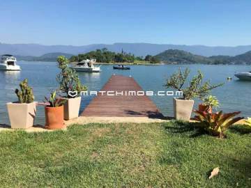 Ótima localização - Casa à venda de frente para o mar em Angra dos Reis - 708CA