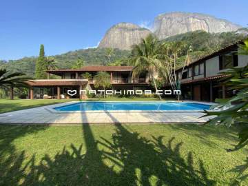 Ótima localização - Casa à venda com vista para o Cristo e Lagoa, no alto Gávea - Rio de Janeiro - 900CA