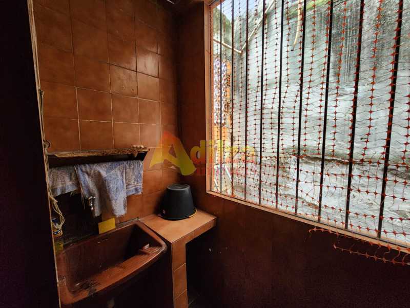Conheça WhatsApp Image 2023-04-19 at 1 do imóvel - Casa à venda Rua Pereira de Almeida, Tijuca, Rio de Janeiro - R$ 365.000 - TICA40018 - 19 WhatsApp Image 2023-04-19 at 1 - 19