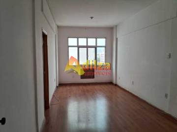 Apartamento à venda Praça da Bandeira, Tijuca, Rio de Janeiro - R$ 370.000 - TIAP20981