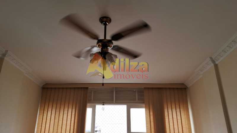 Conheça Imagem do WhatsApp de 2025-04- do imóvel - Apartamento 2 quartos à venda Tijuca, Rio de Janeiro - R$ 450.000 - TIAP21004 - 2 Imagem do WhatsApp de 2025-04- - 2