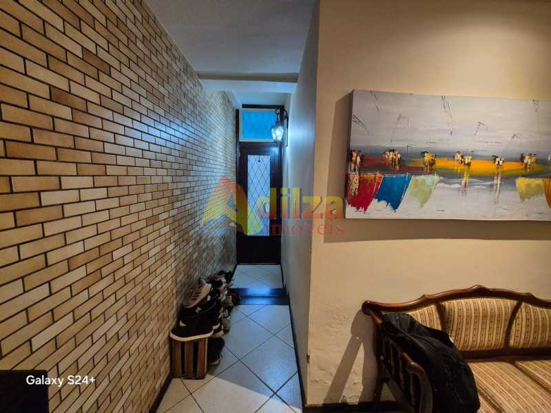 Conheça Imagem do WhatsApp de 2025-04- do imóvel - Casa de Vila 3 quartos à venda Tijuca, Rio de Janeiro - R$ 580.000 - TICV30042 - 3 Imagem do WhatsApp de 2025-04- - 3