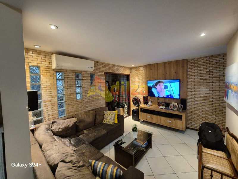 Conheça Imagem do WhatsApp de 2025-04- do imóvel - Casa de Vila 3 quartos à venda Tijuca, Rio de Janeiro - R$ 580.000 - TICV30042 - 5 Imagem do WhatsApp de 2025-04- - 5