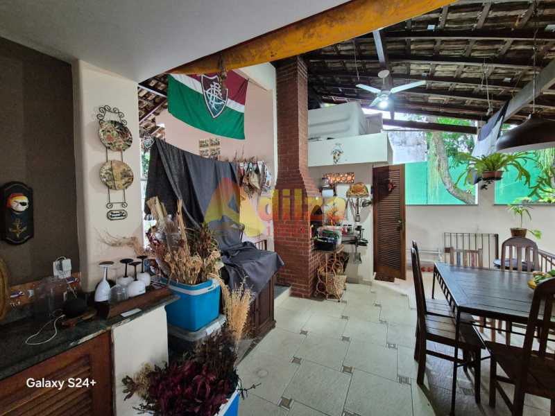 Conheça Imagem do WhatsApp de 2025-04- do imóvel - Casa de Vila 3 quartos à venda Tijuca, Rio de Janeiro - R$ 580.000 - TICV30042 - 24 Imagem do WhatsApp de 2025-04- - 24