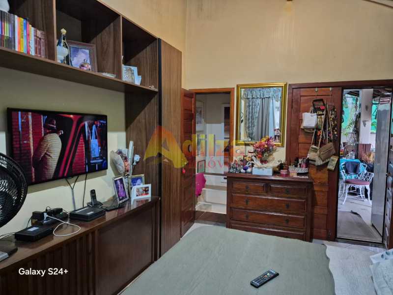 Conheça Imagem do WhatsApp de 2025-04- do imóvel - Casa de Vila 3 quartos à venda Tijuca, Rio de Janeiro - R$ 580.000 - TICV30042 - 27 Imagem do WhatsApp de 2025-04- - 27