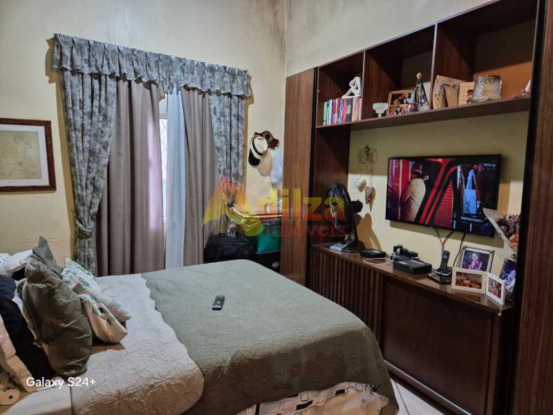 Conheça Imagem do WhatsApp de 2025-04- do imóvel - Casa de Vila 3 quartos à venda Tijuca, Rio de Janeiro - R$ 580.000 - TICV30042 - 28 Imagem do WhatsApp de 2025-04- - 28