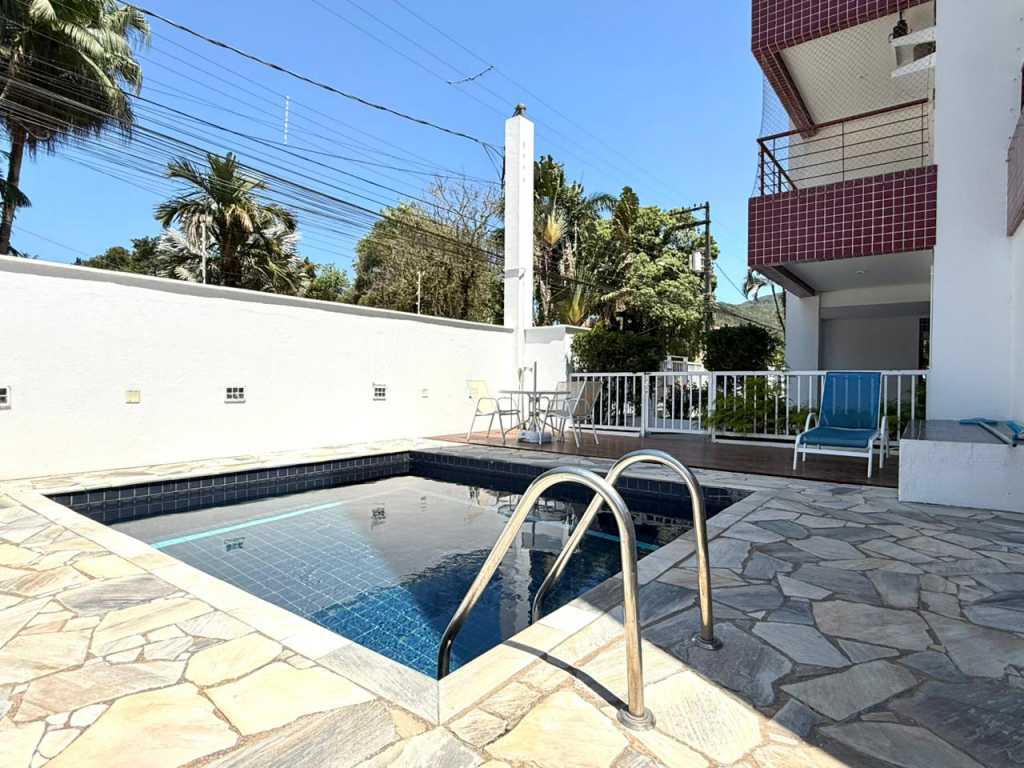 WhatsApp Image 2025-10-02 at 1 - 8