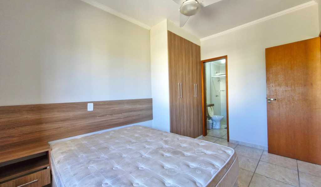 Apartamento de Alto Padrão à V - 10