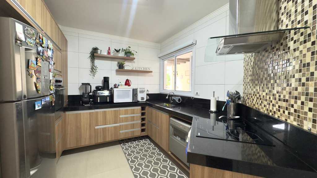 WhatsApp Image 2025-11-11 at 1 - 8