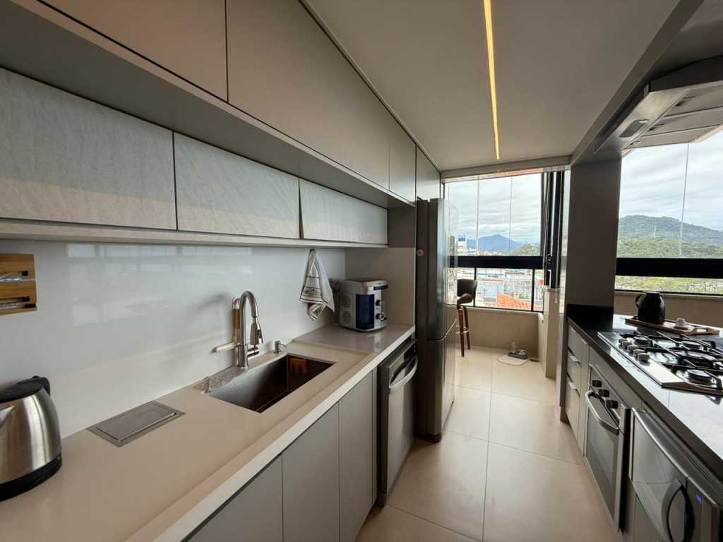 Cobertura mobiliada com 224 m² de Área Total em Ubatuba/SP - SZCO40012