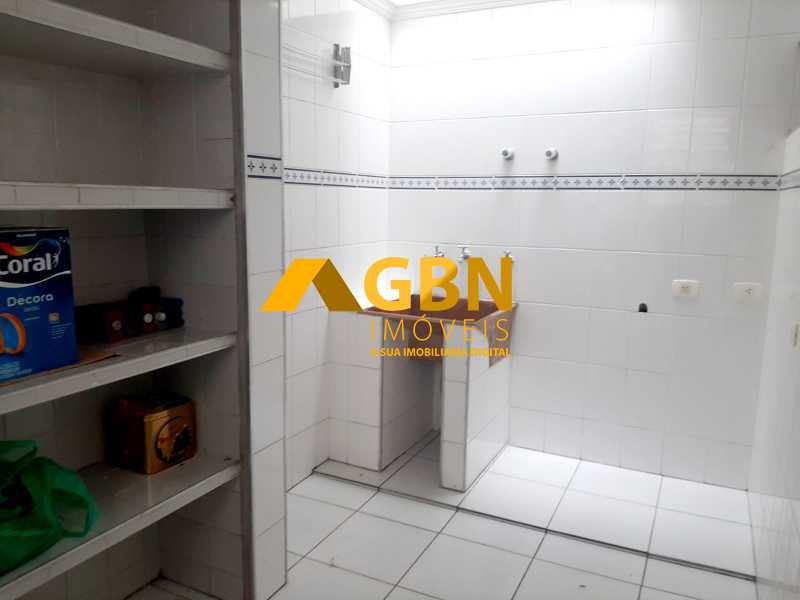 401ccbde-7666-4372-aa25-6d8f28 - 24