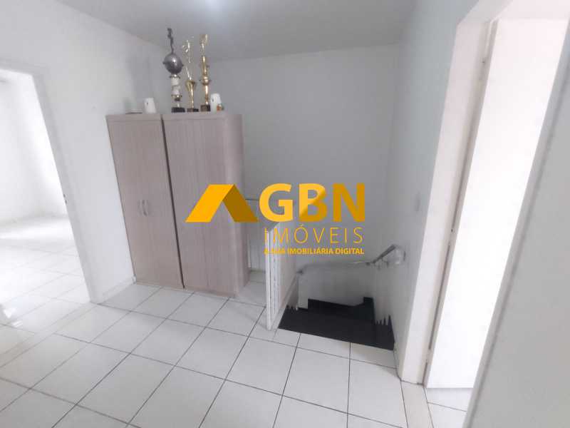 5714ae7b-adcf-487a-90ac-526d00 - 10