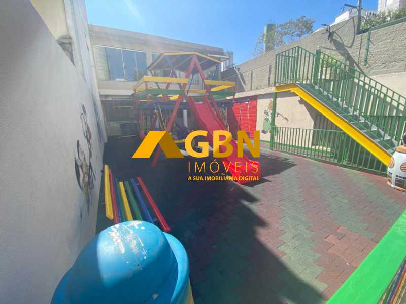 81e628f0-6695-4d59-abf2-076f1b - 28