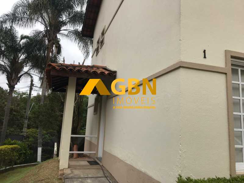 d8b0587d-dffe-499d-a089-44e349 - 16