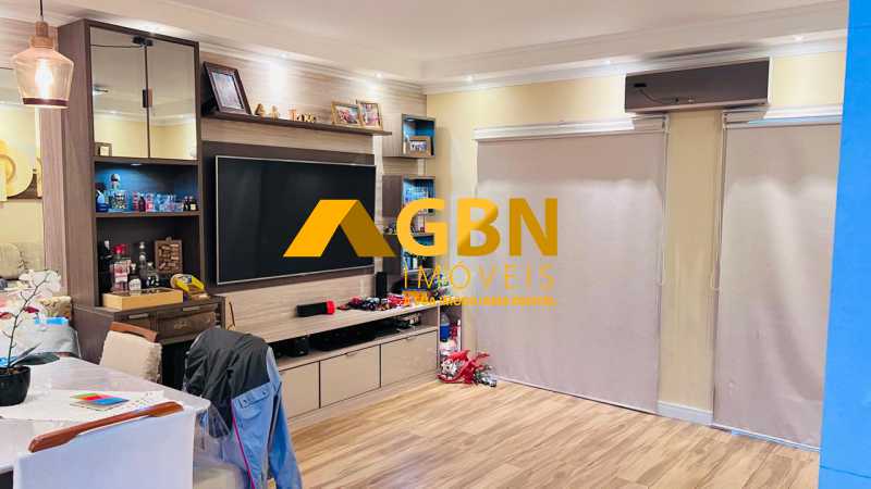 8d25483c-c7e3-4a6b-ae4a-e76fc4 - 6