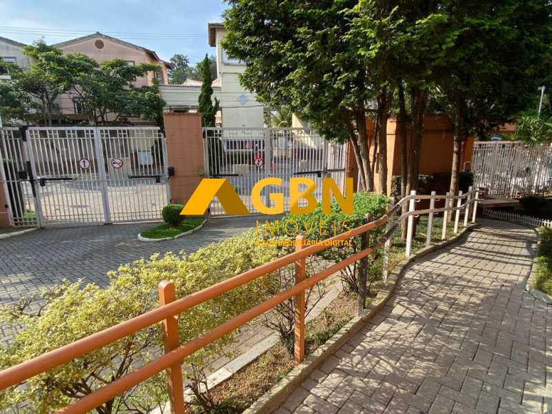 fc63b8b4-dd7d-49d6-af88-5e7a89 - 27