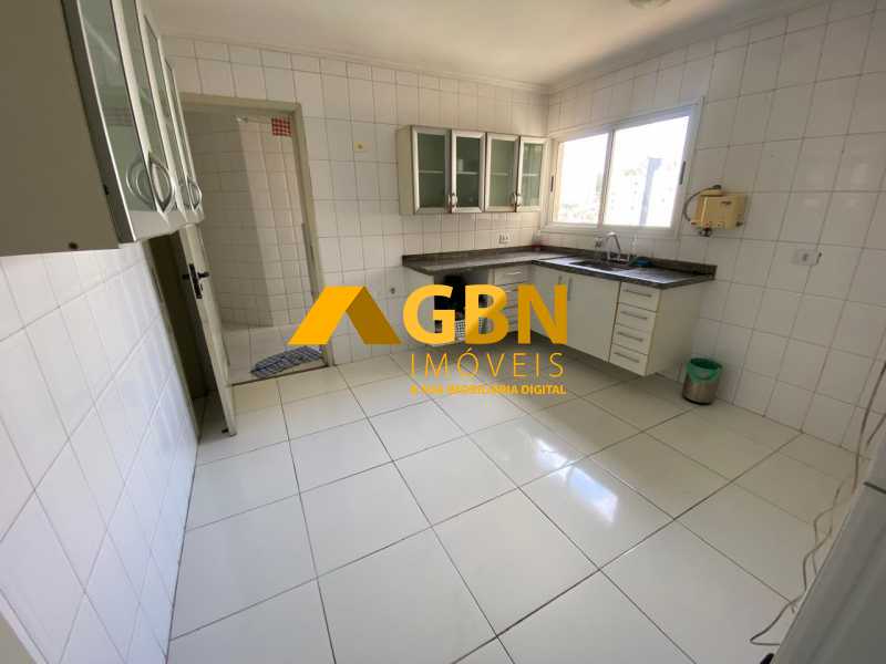 a6da4d6e-6ea2-48db-9559-5df4de - 10