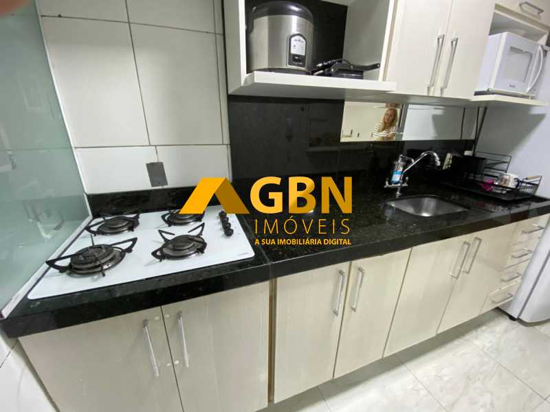 f6c24e2b-bc0b-4b52-8a13-8d9aa0 - 5