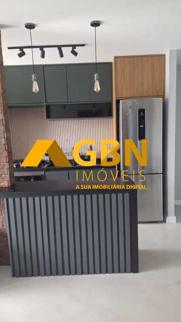 6112b2f1-bb39-49ca-8854-409677 - 7