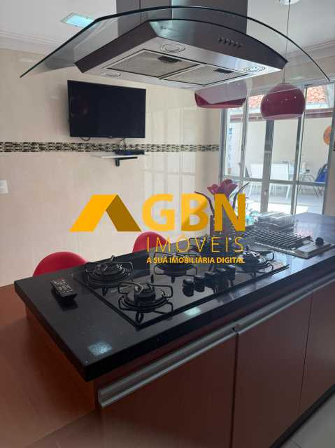 09123ee0-d2fb-4f76-9a9c-897f1a - 5