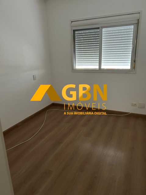 38df6b9a-1d69-4a80-9bef-e4acb7 - 12