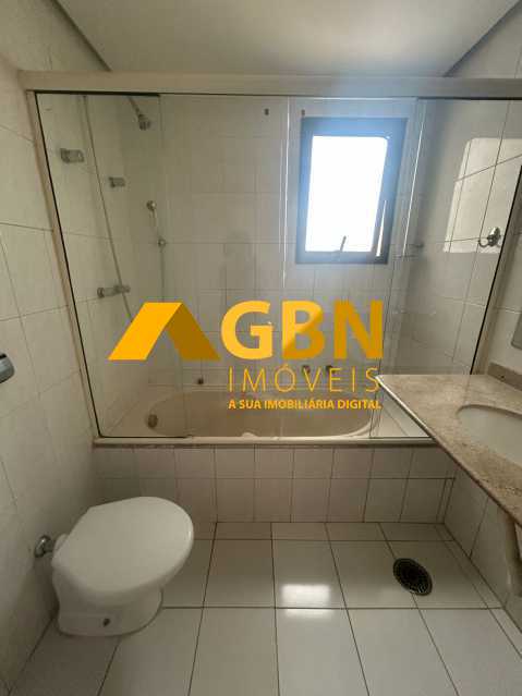 64b0dd0f-d4f4-4171-876e-7269df - 15