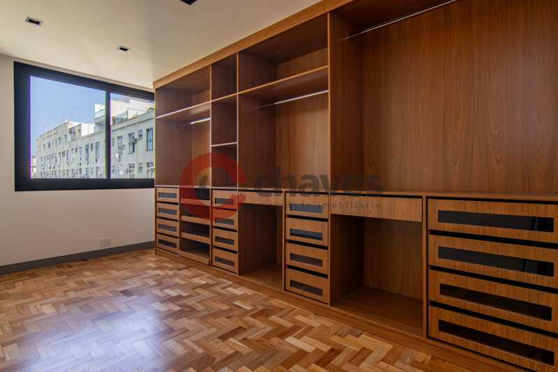 09_closet_2-hdr - 15