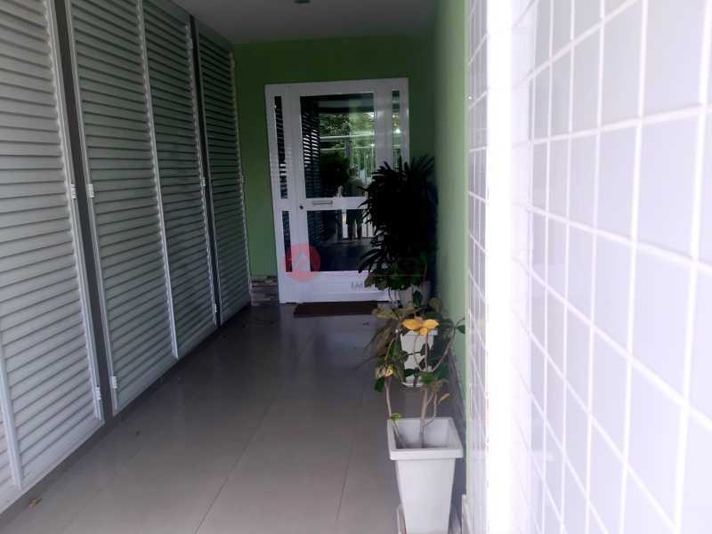 Entrada do prédio - 29