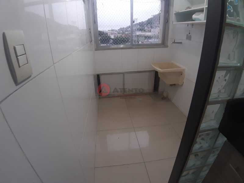 Área de serviço - 25