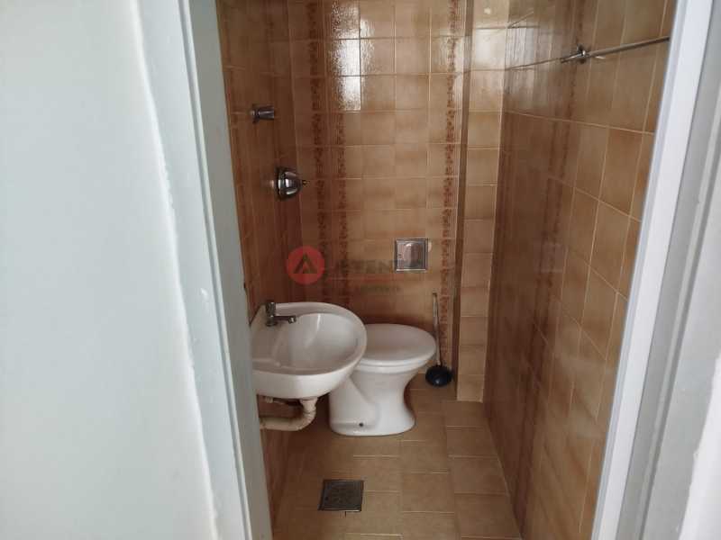 Banheiro de serviço - 28