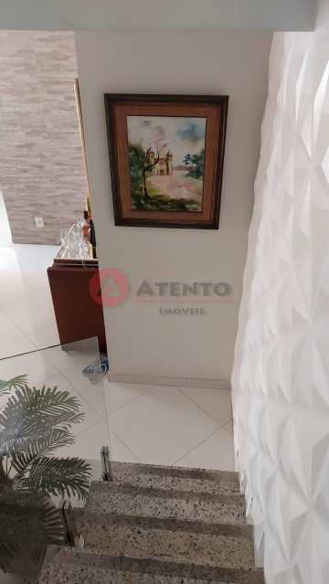 Acesso ao terraço. - 12