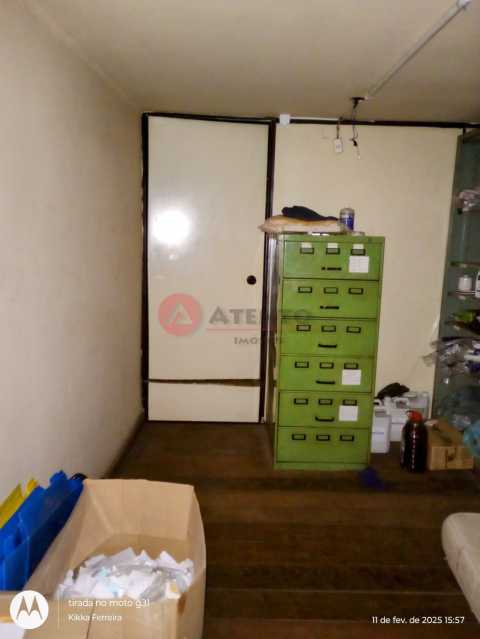 2abdac94-cab0-4542-9bbf-3c4d1e - 4