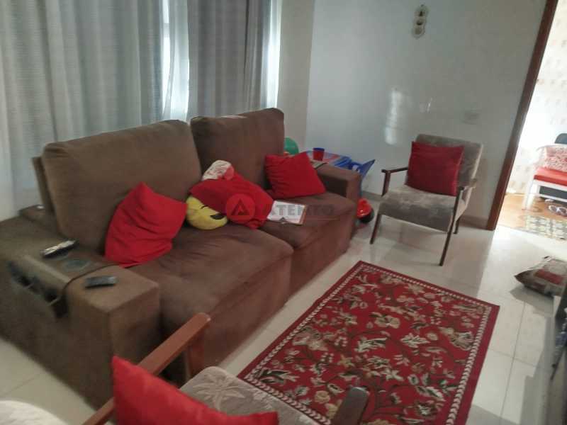 Sala,,,,, - 4