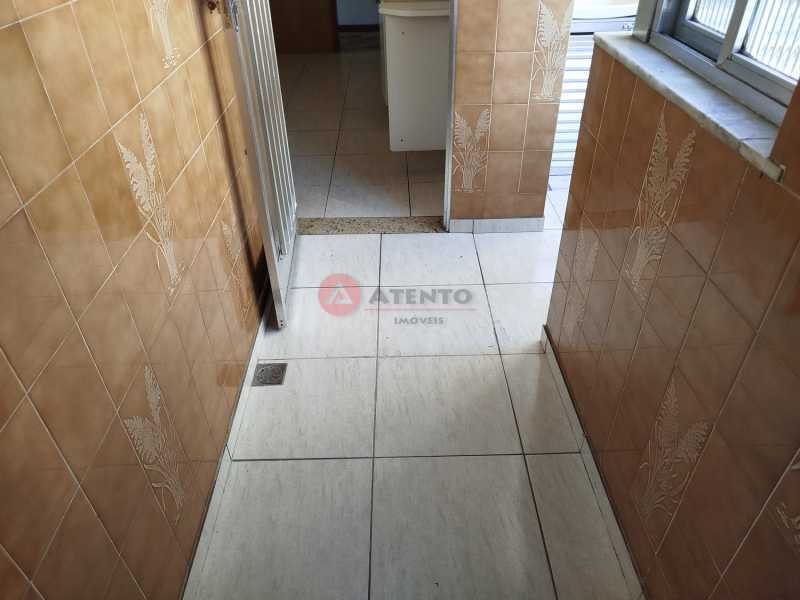 Acesso ao quarto de serviço - 24