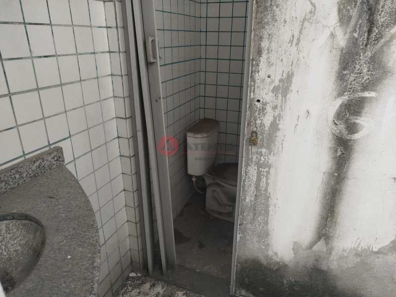 Banheiros do térreo - 12