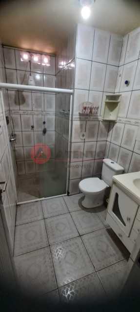 Banheiro social . - 4