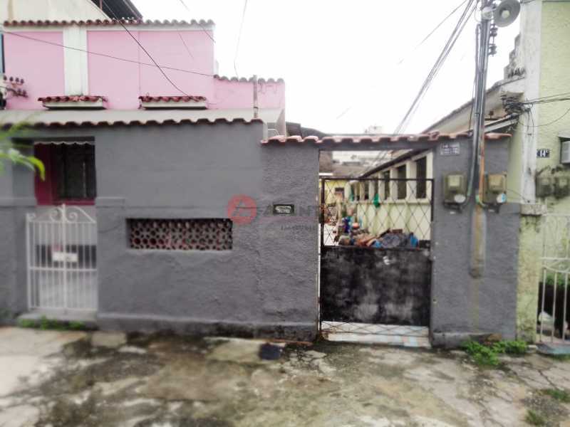 Conheça Frente da casa do imóvel - Casa de Vila 1 quarto à venda Rio de Janeiro,RJ Penha Circular - R$ 120.000 - AICV10009 - 2 Frente da casa - 2