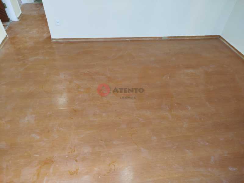 Sala,, - 4