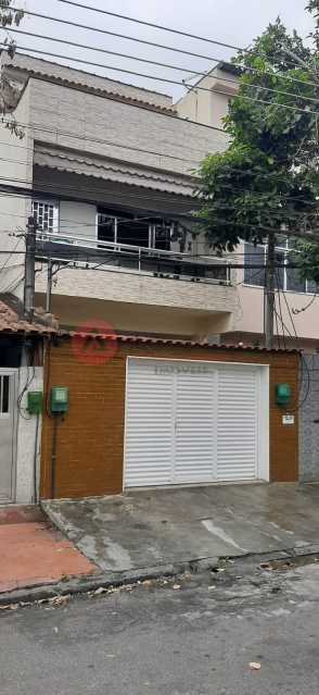 Frente da casa, - 3