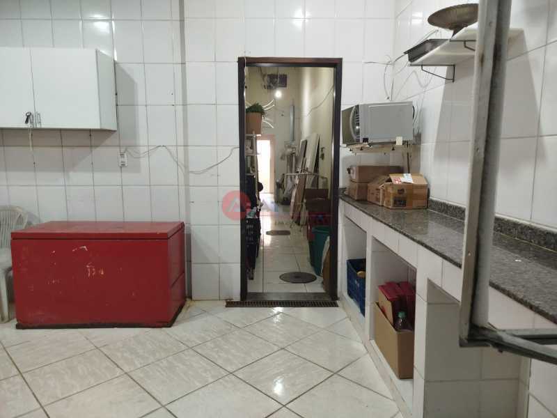 Cozinha e corredlateral entrad - 14