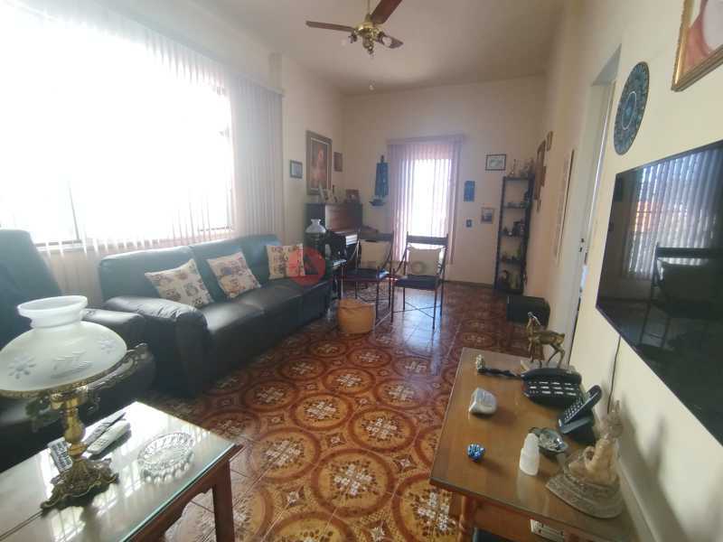 Sala, - 9