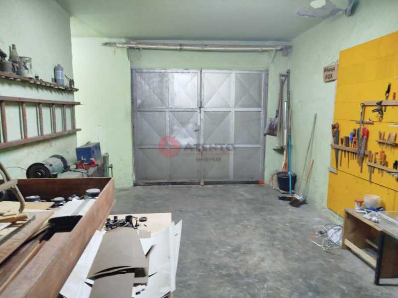 Garagem,, - 30