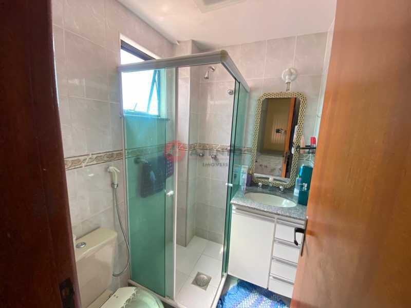 Banheiro social. - 16