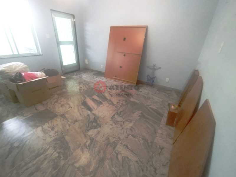 Sala,. - 4
