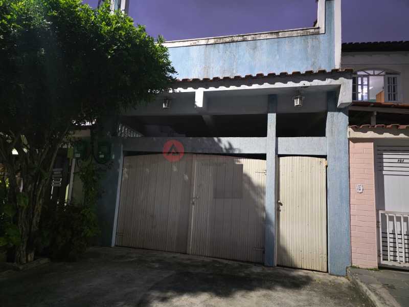Frente da casa. - 1