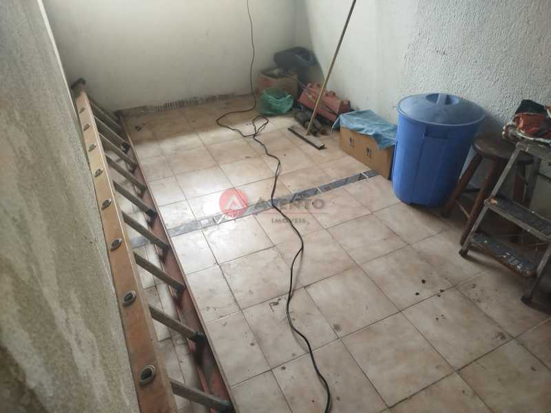 Conheça Área de serviço,. do imóvel - Apartamento 3 quartos à venda Rio de Janeiro,RJ Vila da Penha - R$ 200.000 - AIAP30106 - 24 Área de serviço,. - 24